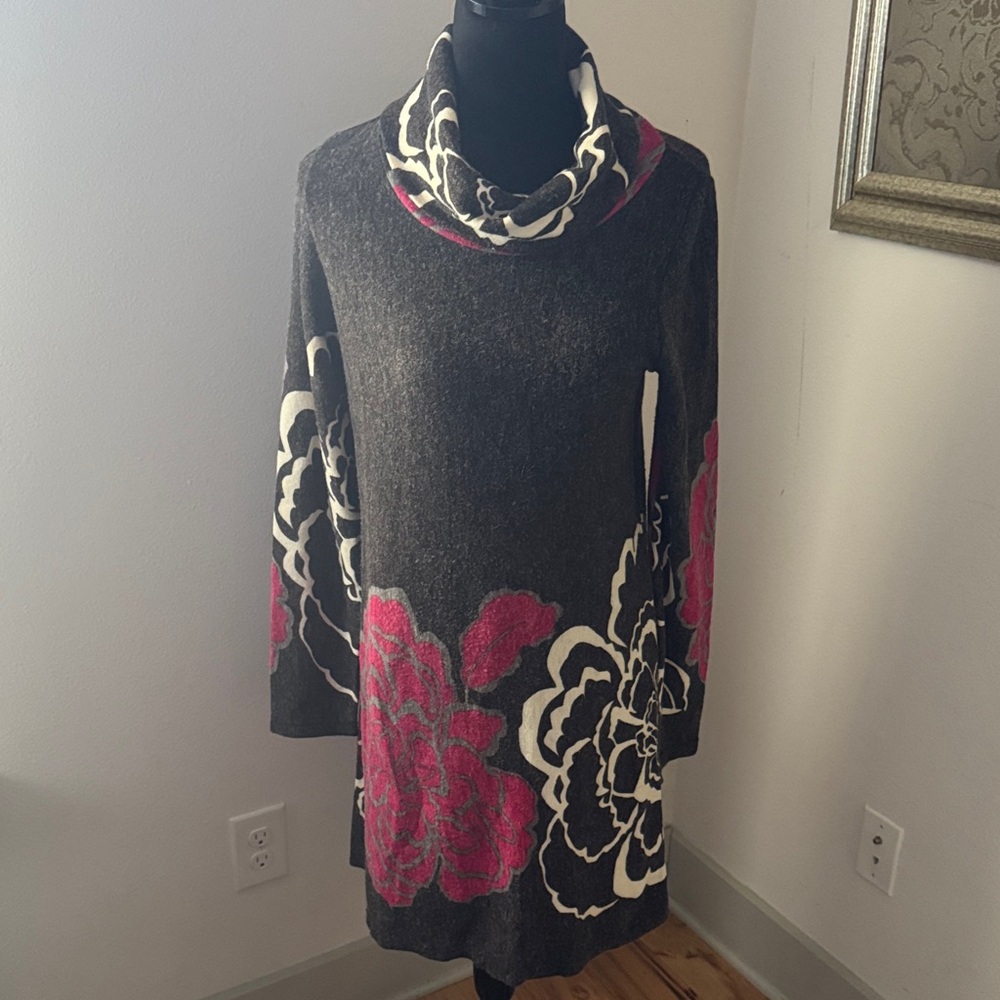Shana K Floral Patterned Gray Pink ivory cowl neck Sweater dress Sz‎ M